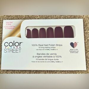 Unopened Color Street nail strips Aberdeen Aubergine
